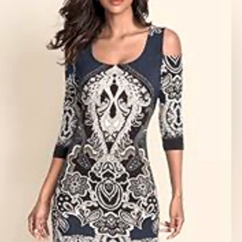 VENUS Navy and White Long Sleeve Dress